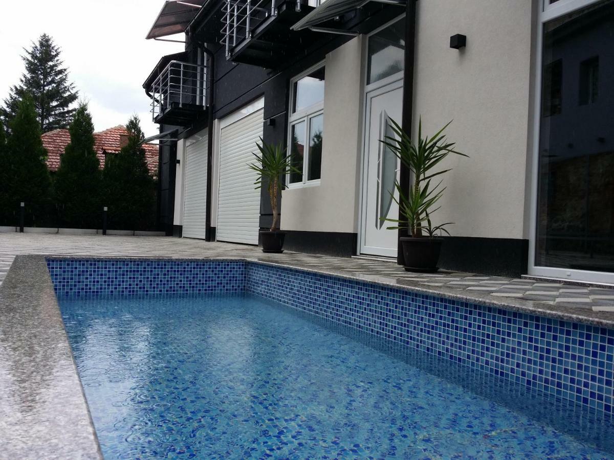 Apartmani Lavazza Vlasotince ภายนอก รูปภาพ